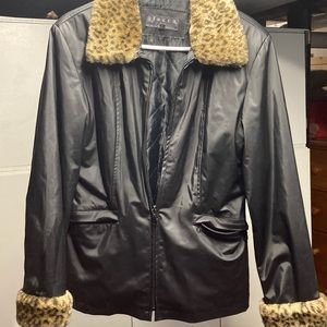 Women’s black jacket with fur